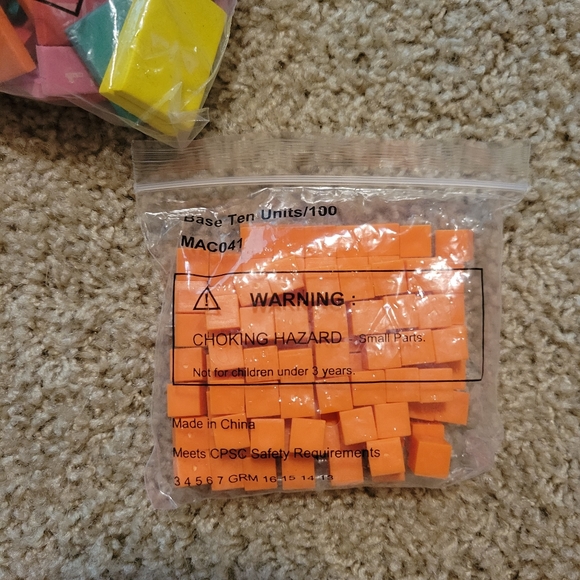 Math manipulative - Picture 2 of 3